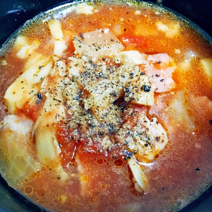食感が楽しい☆きのこのトマトスープ